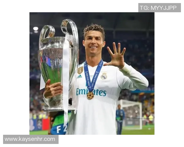 巴西足球明星法尔考的传奇生涯与对足球的热爱之路